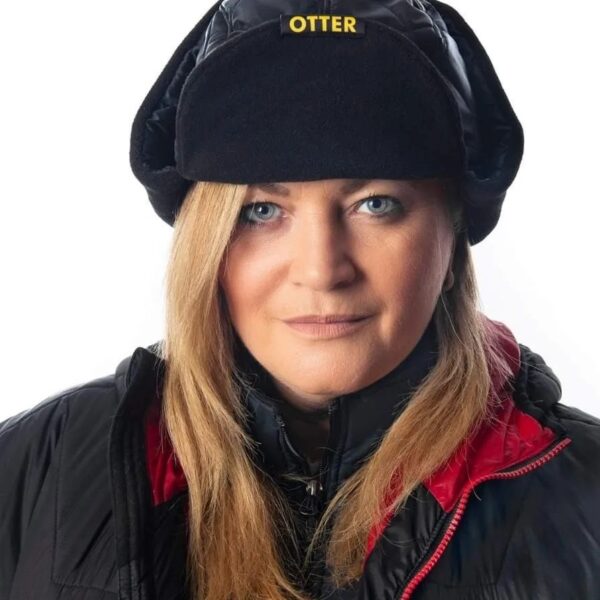 Otter Quilted Polar Hat - Image 2